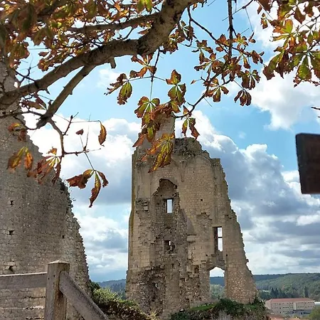 Bed & Breakfast For Me Formidable L'Isle-Jourdain (Vienne)