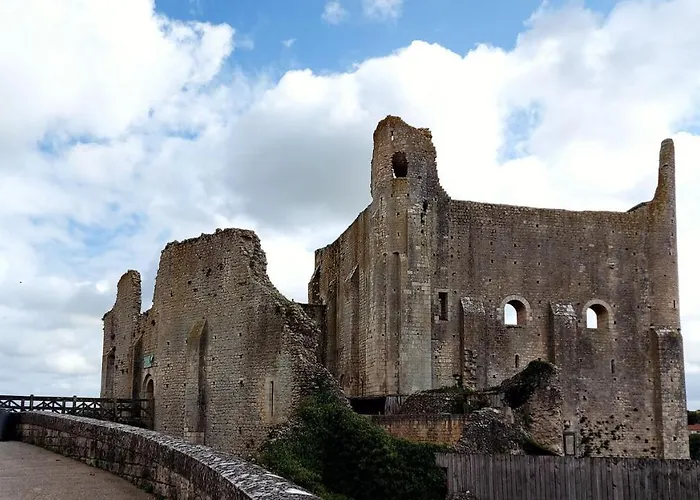 For Me Formidable Bed & Breakfast L'Isle-Jourdain (Vienne)